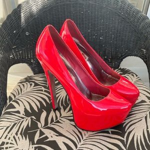 B Love Platform Pump